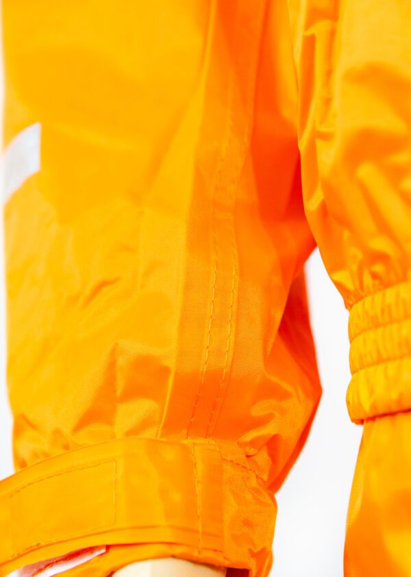 Capa de Chuva na cor Laranja
